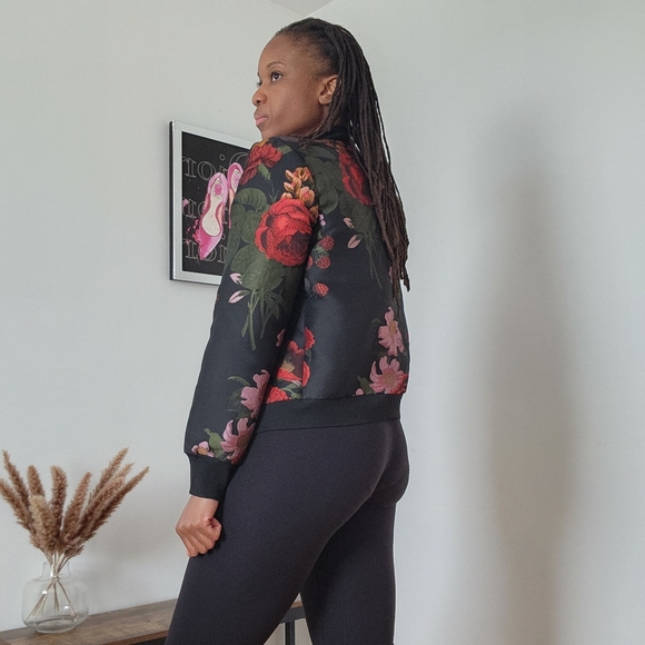 YAS Bomber Jacket - Picture 2 of 3